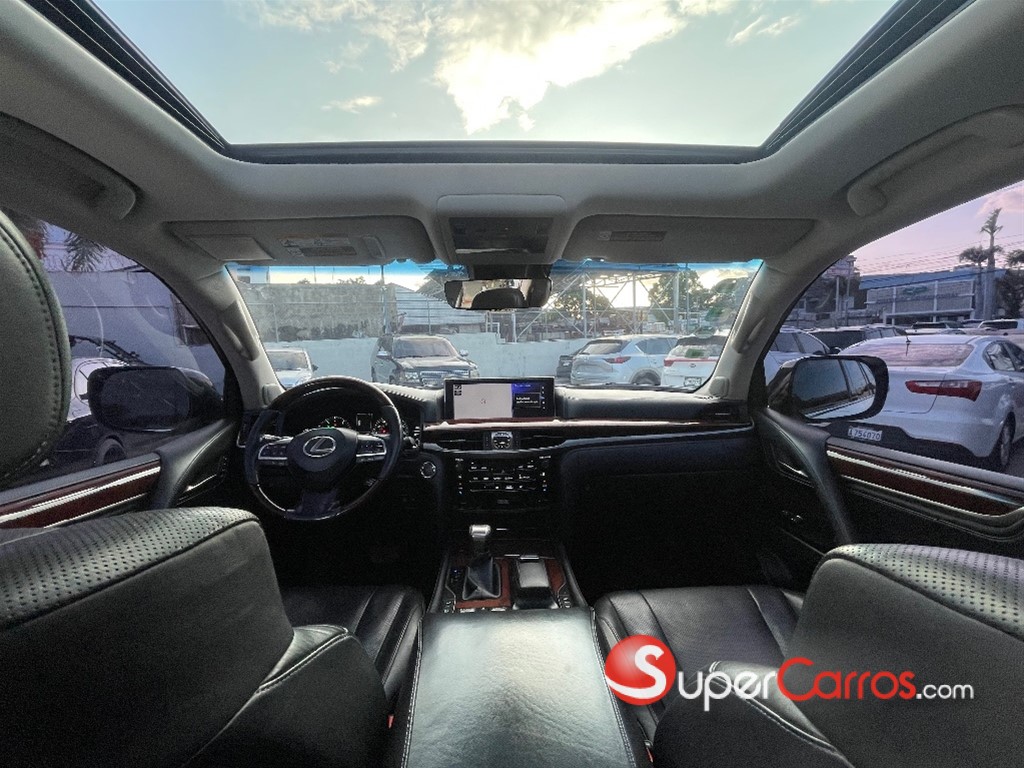 2017 Lexus LX 570 Super Sport — foto 9 / 10