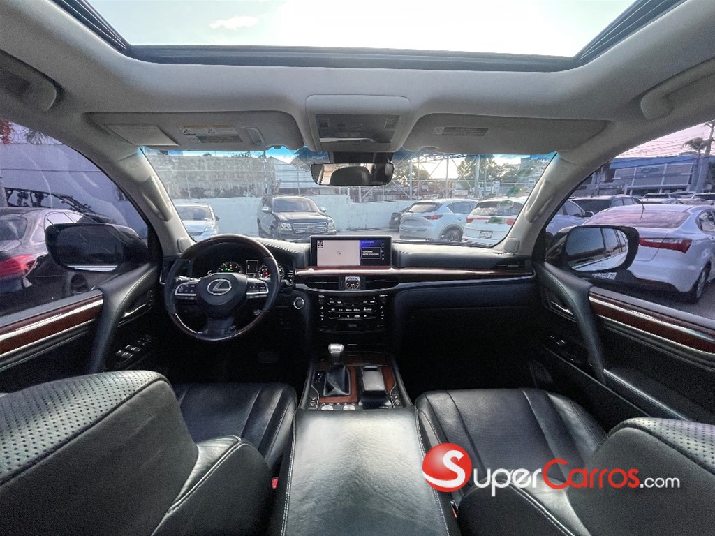 2017 Lexus LX 570 Super Sport — foto 10 / 10