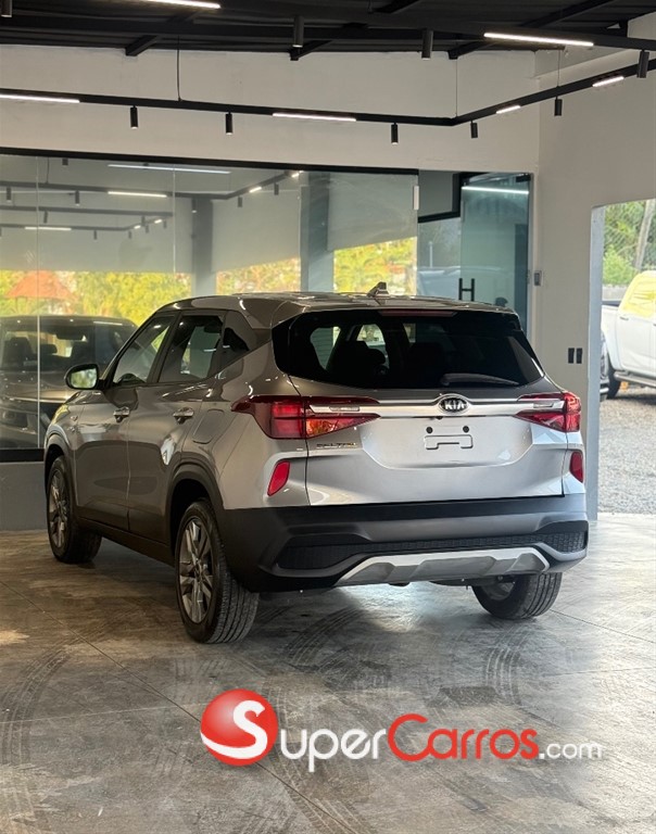 2021 Kia Seltos LX — foto 7 / 11