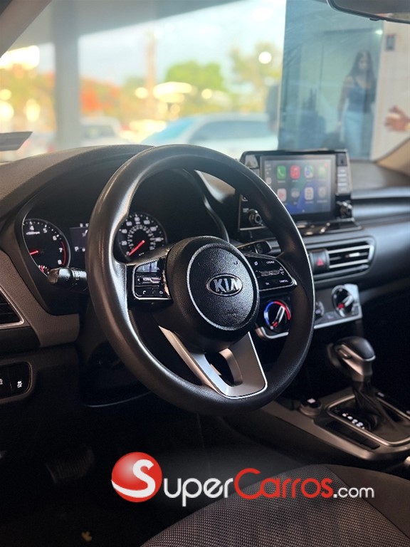 2021 Kia Seltos LX — foto 8 / 11