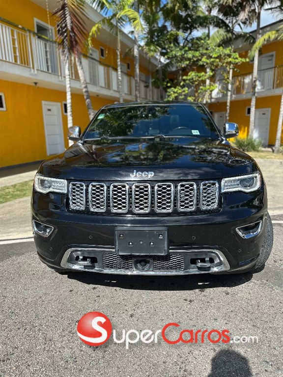 2018 Jeep Cherokee Overland — foto 2 / 12