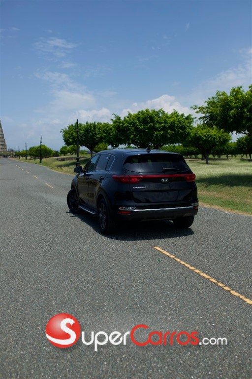 2022 Kia Sportage — foto 2 / 9
