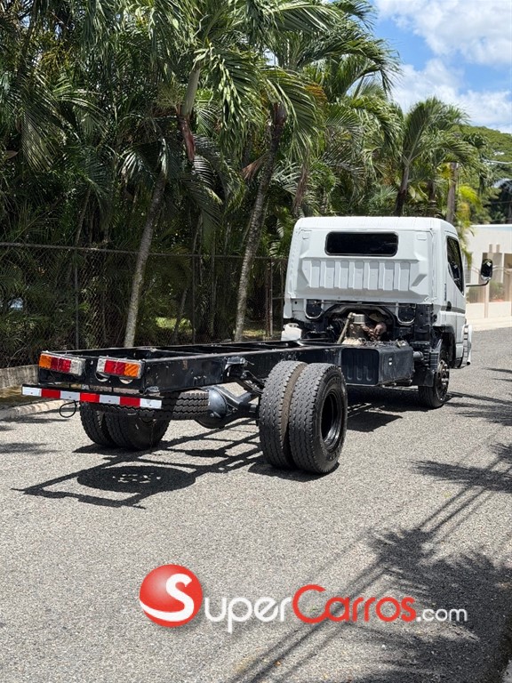2020 Mitsubishi Motors Fuso — foto 3 / 7