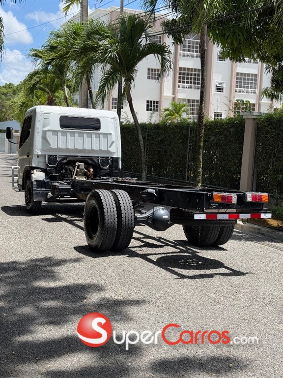 2020 Mitsubishi Motors Fuso — foto 4 / 7