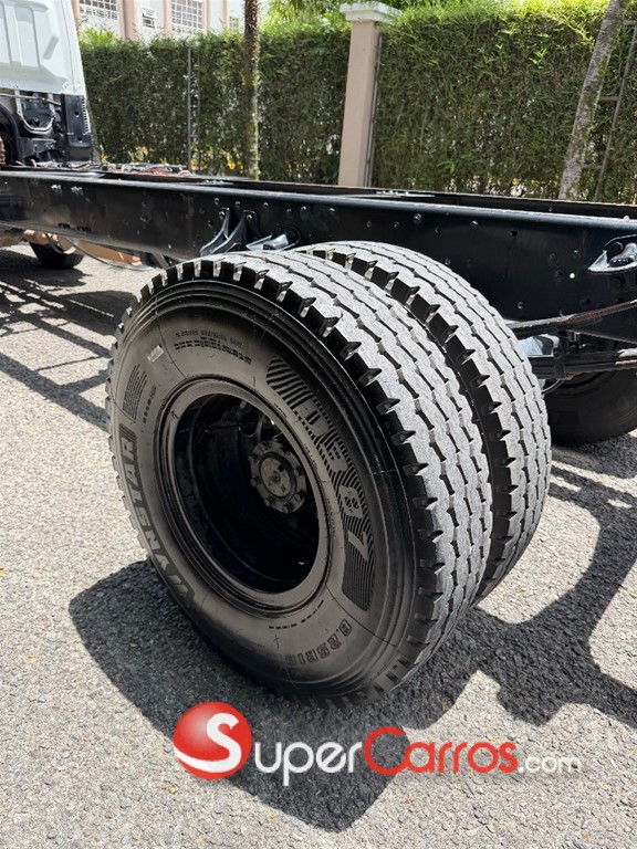 2020 Mitsubishi Motors Fuso — foto 5 / 7