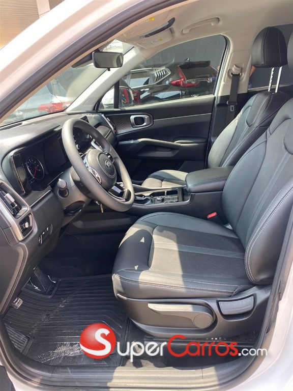 2021 Kia Sorento — foto 5 / 6