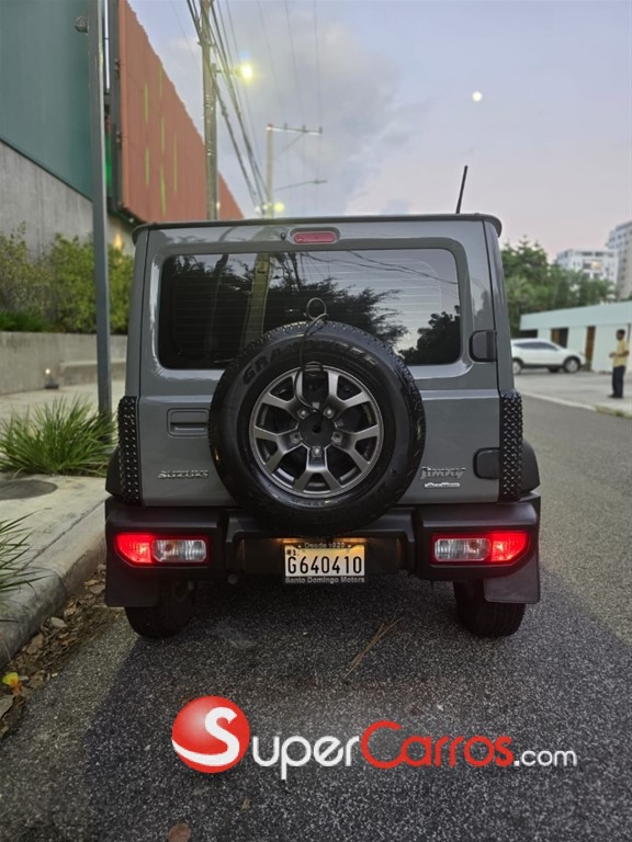 2023 Suzuki Jimny GLX — foto 6 / 12