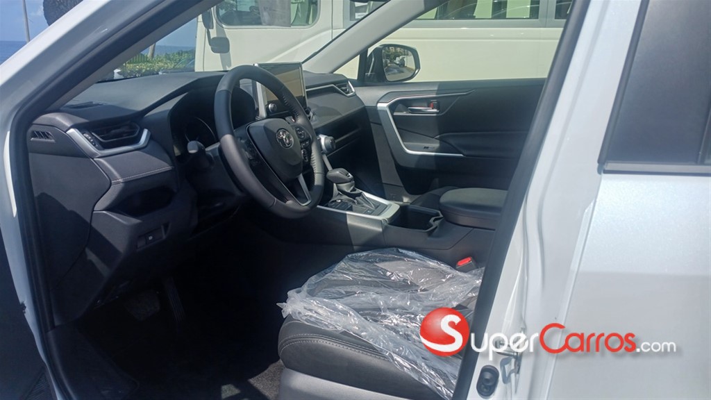 2026 Toyota RAV4 Hybrid TSS — foto 4 / 6