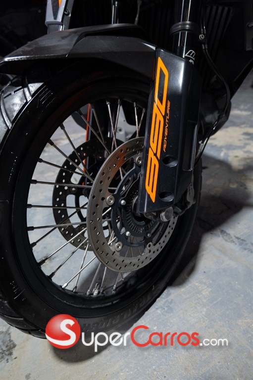 2022 KTM 890 ADV R — foto 6 / 11