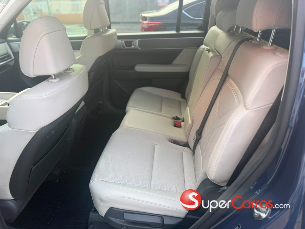2025 Hyundai Santa Fe SEL — foto 7 / 11