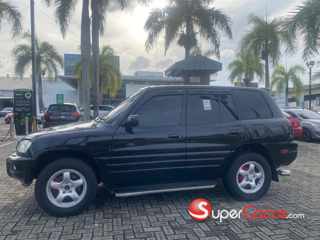 2000 Toyota RAV4 — foto 3 / 11