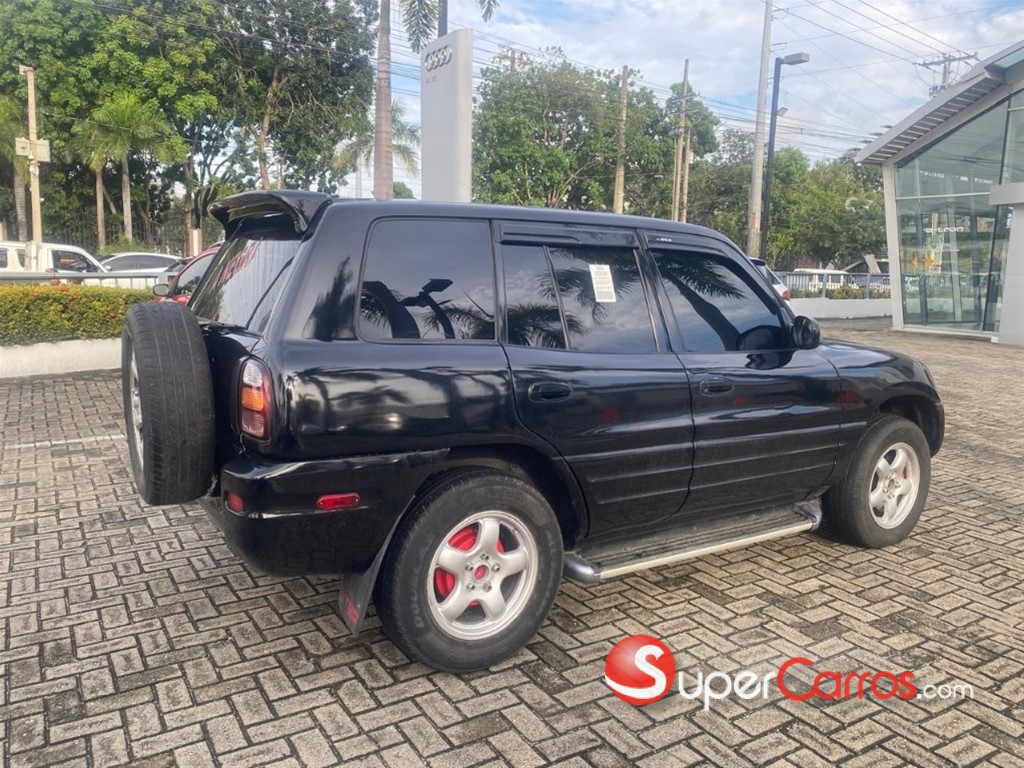 2000 Toyota RAV4 — foto 8 / 11