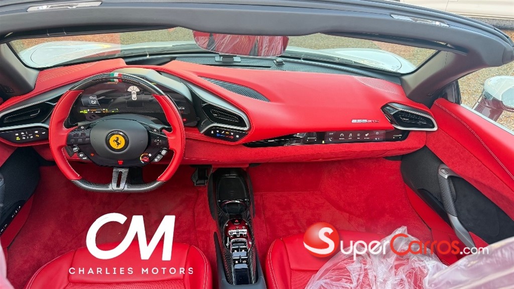 2025 Ferrari 296 GTS — foto 7 / 12