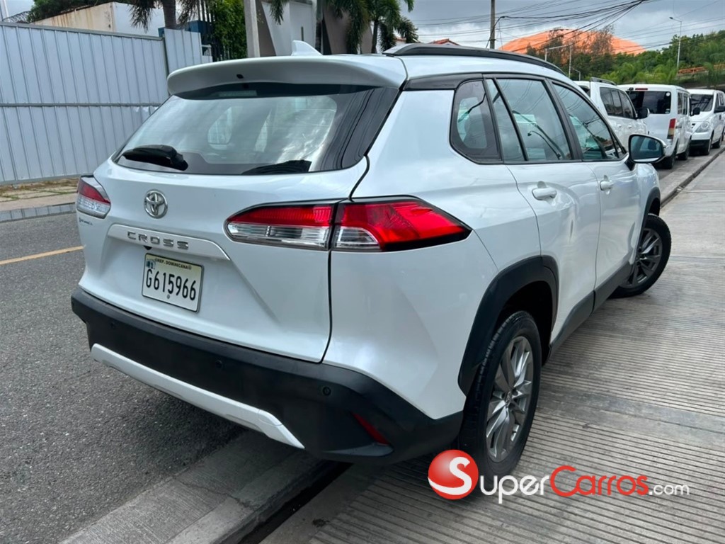 2023 Toyota Corolla Cross — foto 5 / 12