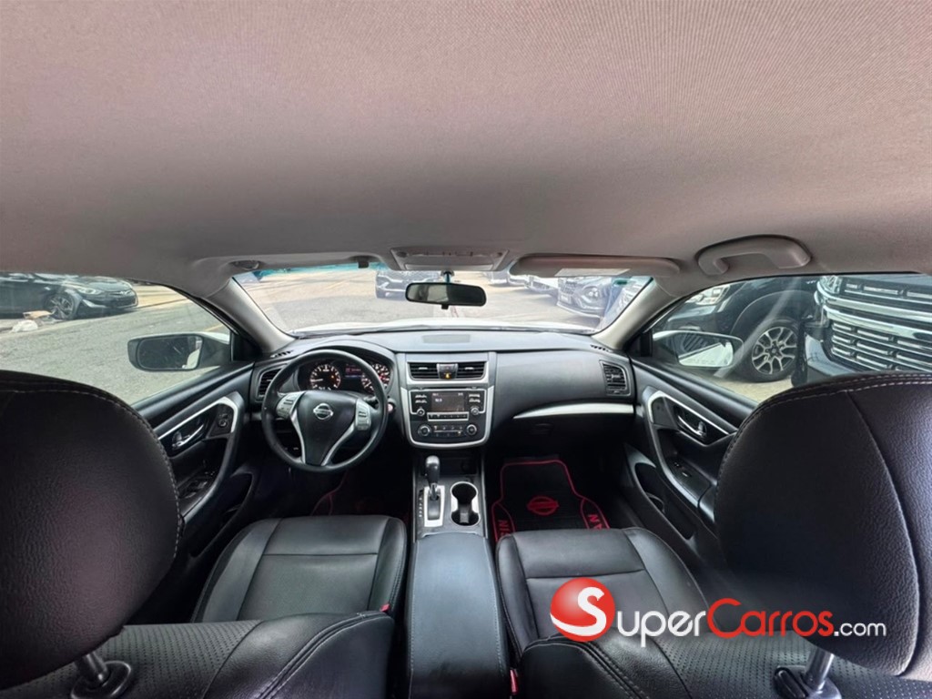 2017 Nissan Altima SV — foto 7 / 11