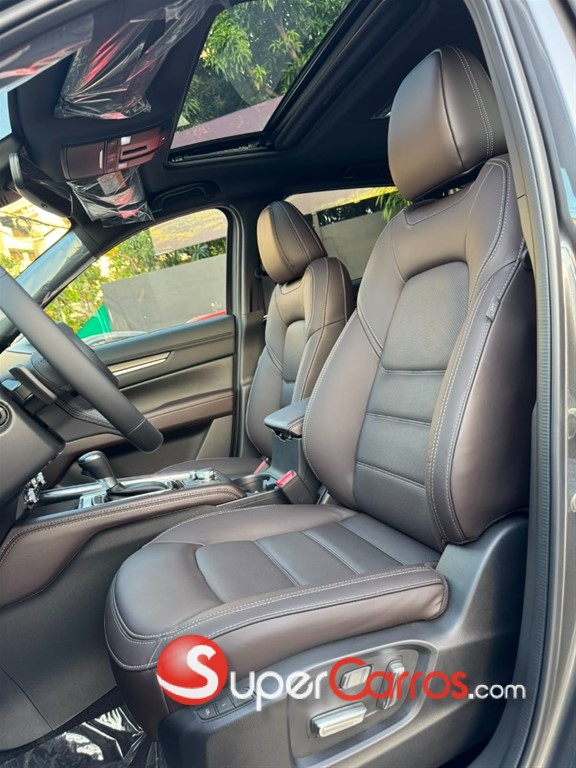 2027 Mazda CX-5 Limited — foto 5 / 12