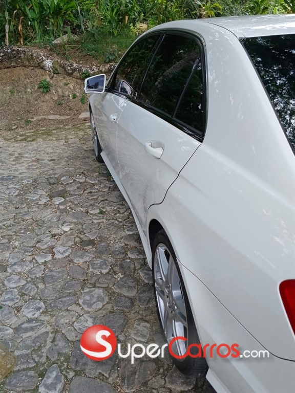 2011 Mercedes-Benz Clase E 300 — foto 7 / 10
