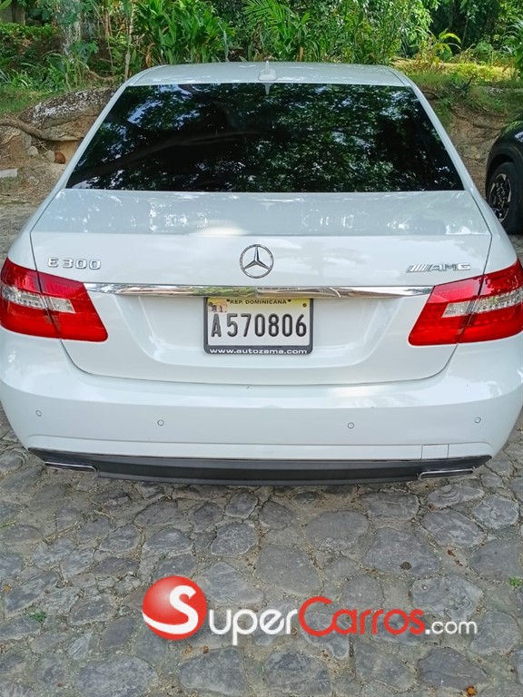 2011 Mercedes-Benz Clase E 300 — foto 9 / 10