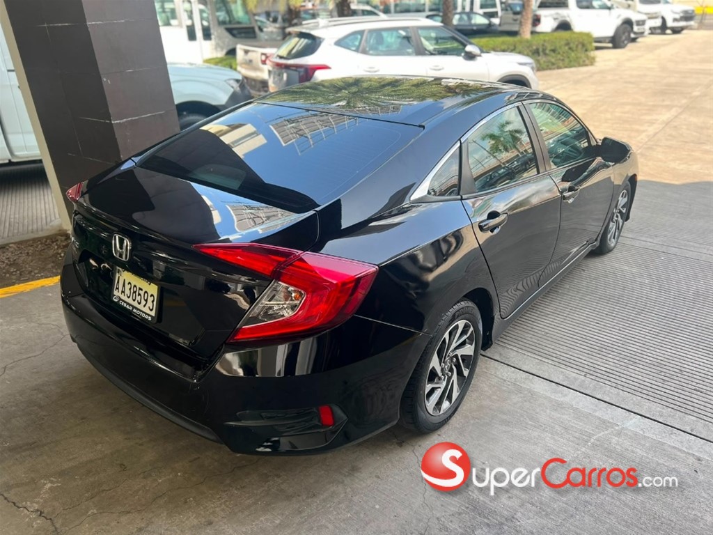 2018 Honda Civic — foto 7 / 10