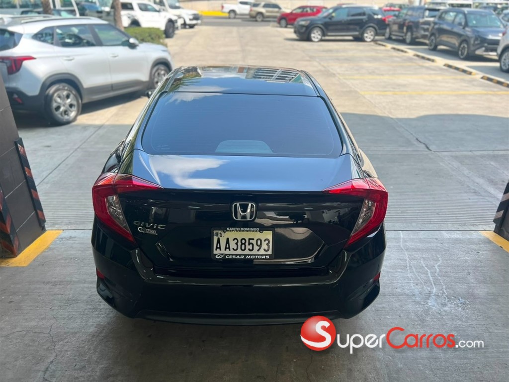 2018 Honda Civic — foto 8 / 10