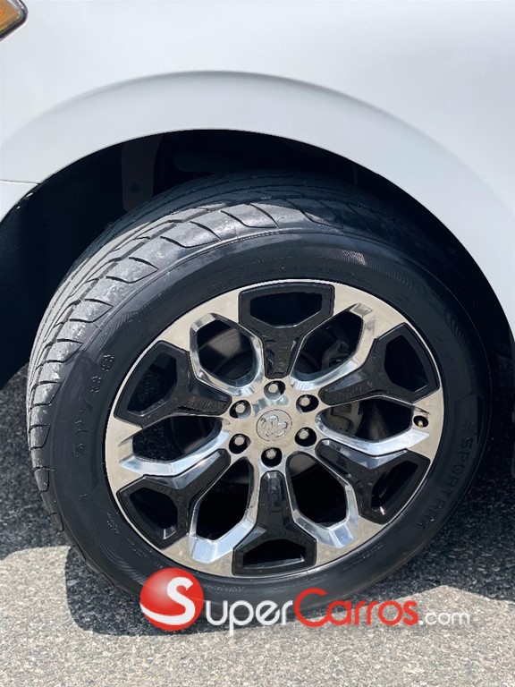 2020 Ford Expedition XLT — foto 7 / 12