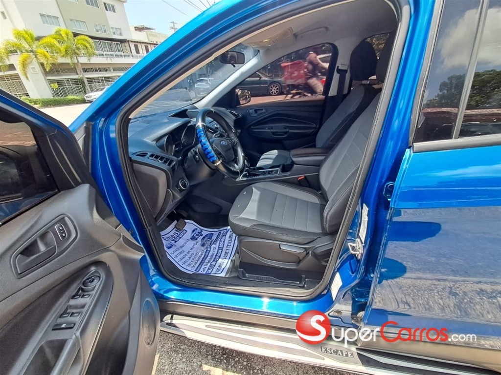 2017 Ford Escape S — foto 5 / 8