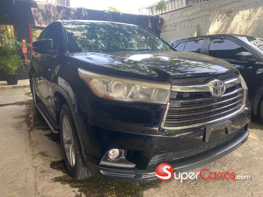 2015 Toyota Highlander LE