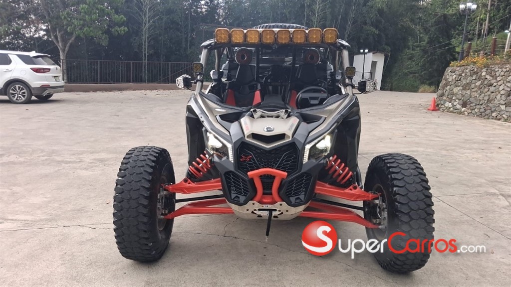 2023 Can Am 1000R — foto 3 / 7