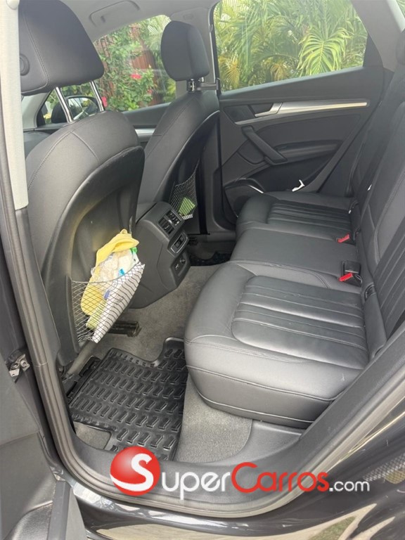 2021 Audi Q5 45 TFSI QUATTRO — foto 9 / 12