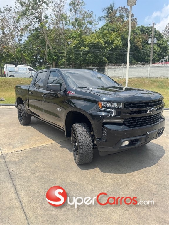 2021 Chevrolet Silverado RST Duramax — foto 2 / 9