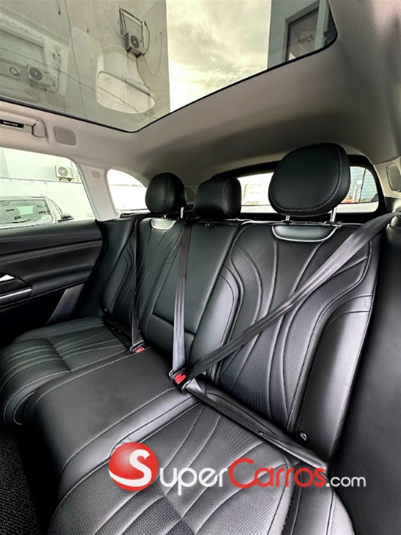 2024 Xpeng G9 AWD Performance — foto 6 / 12