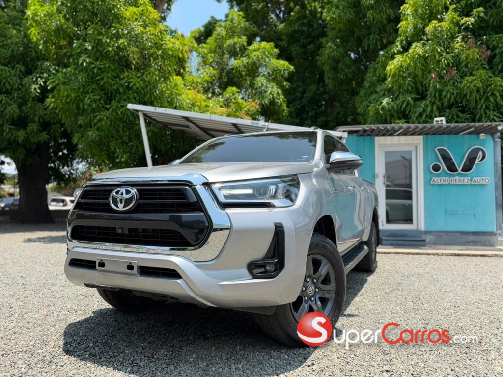 2023 Toyota Hilux Limited