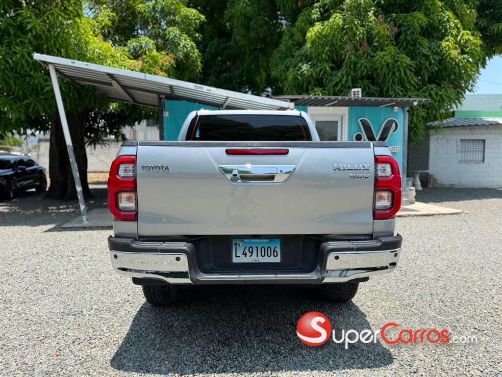 2023 Toyota Hilux Limited — foto 4 / 12