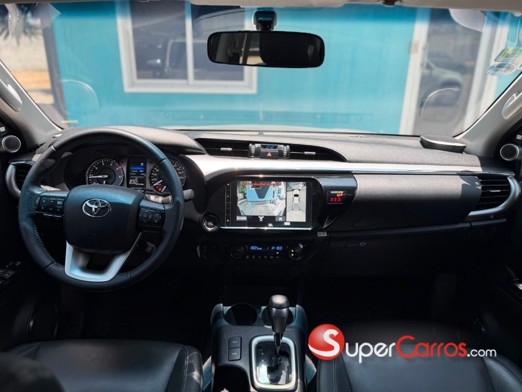 2023 Toyota Hilux Limited — foto 9 / 12