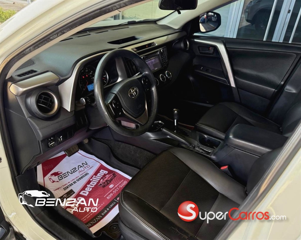 2016 Toyota RAV4 LE — foto 3 / 9