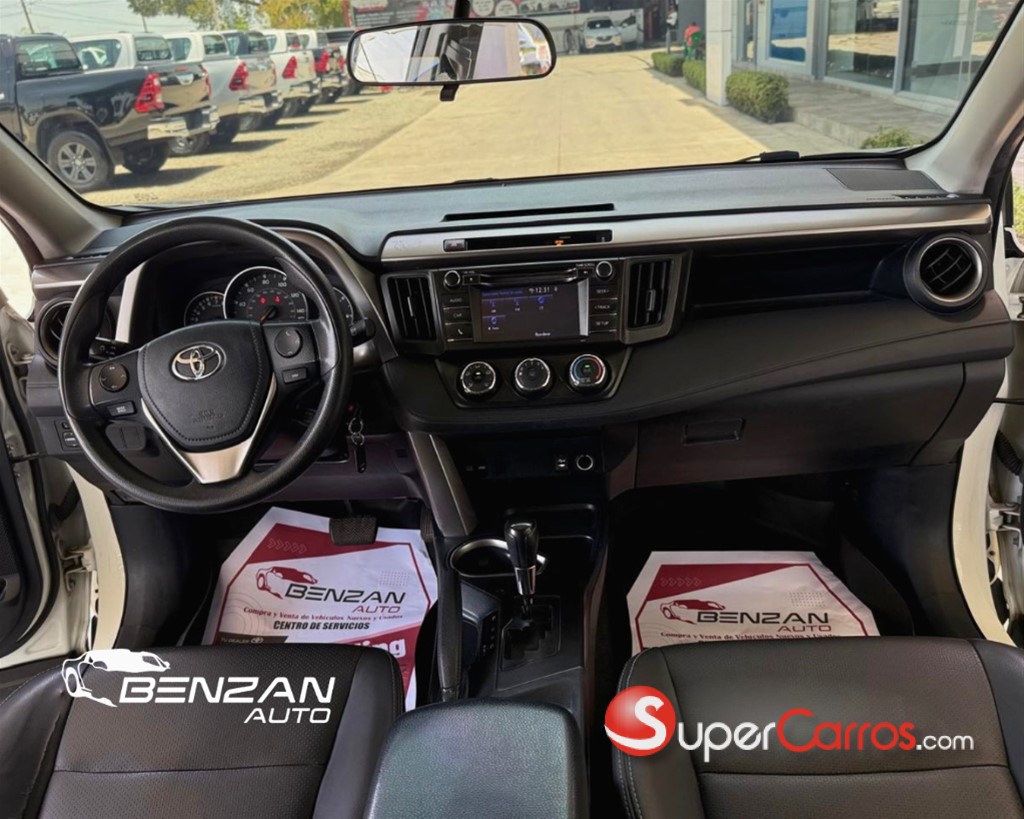 2016 Toyota RAV4 LE — foto 5 / 9