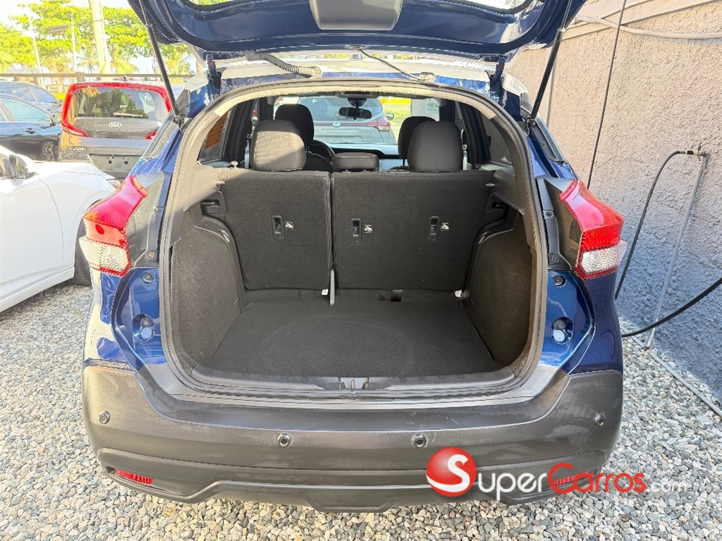 2020 Nissan Kicks SV — foto 4 / 5