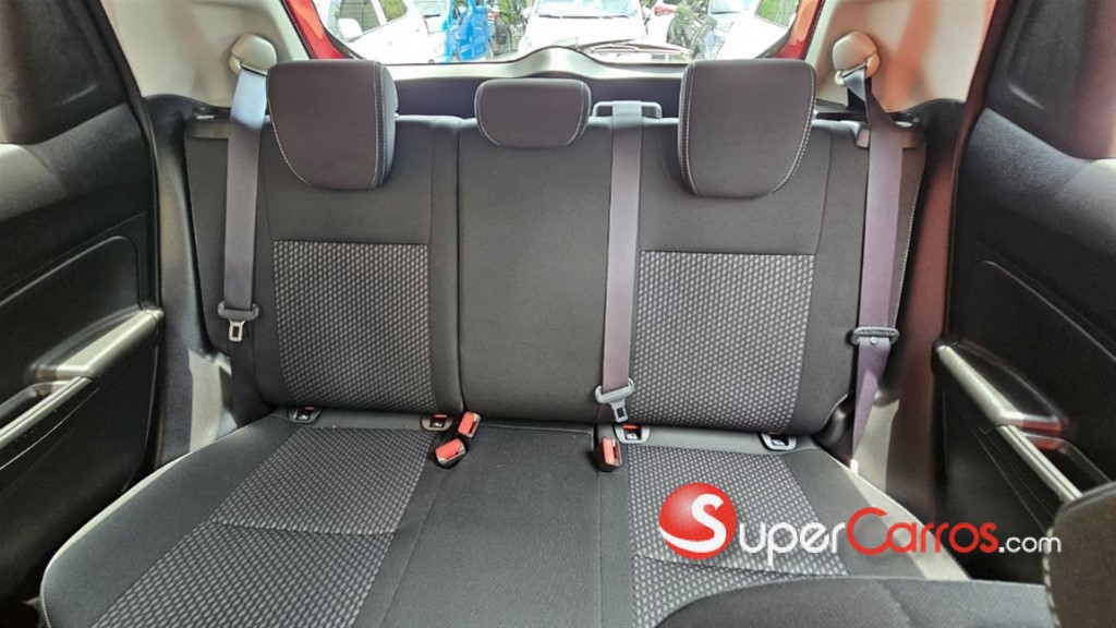 2020 Suzuki Swift — foto 7 / 9