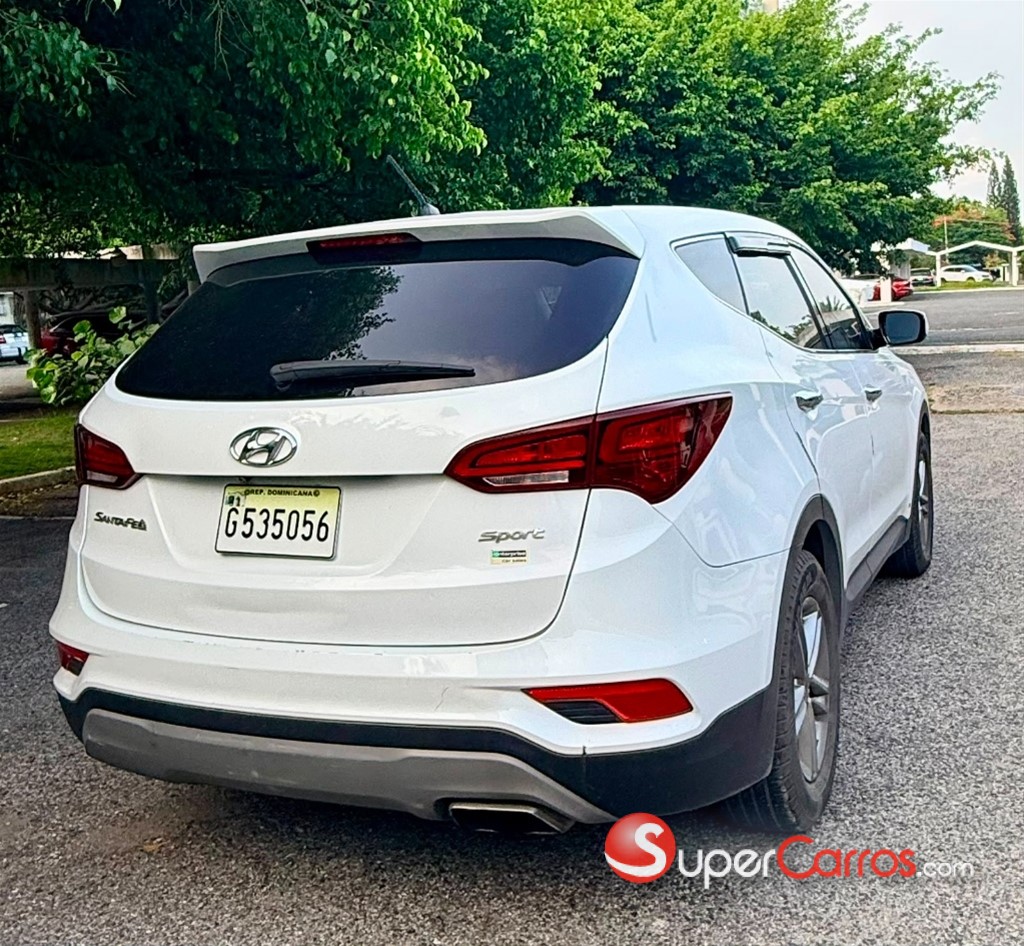 2018 Hyundai Santa Fe — foto 3 / 12