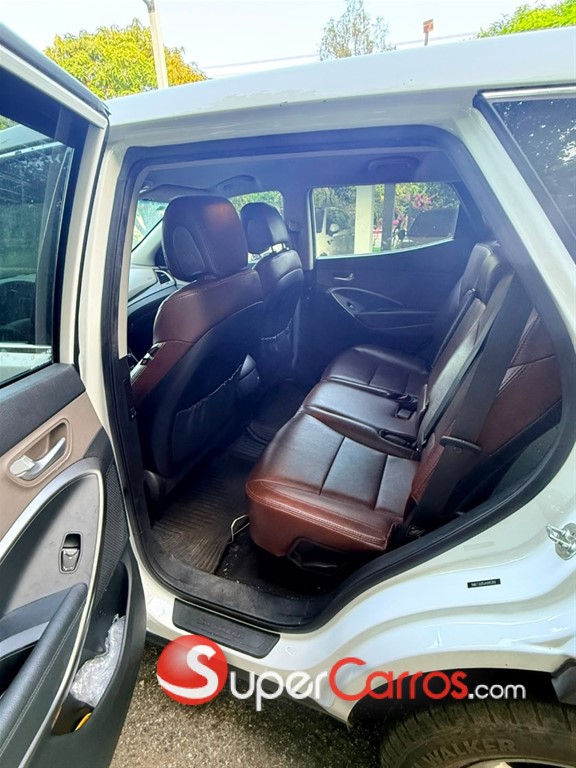 2018 Hyundai Santa Fe — foto 10 / 12