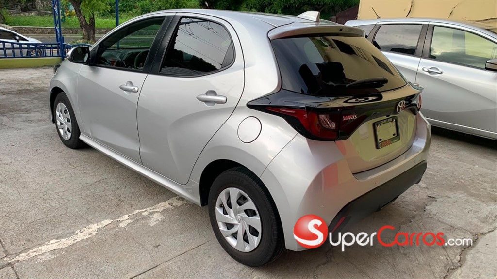 2020 Toyota Yaris — foto 5 / 12