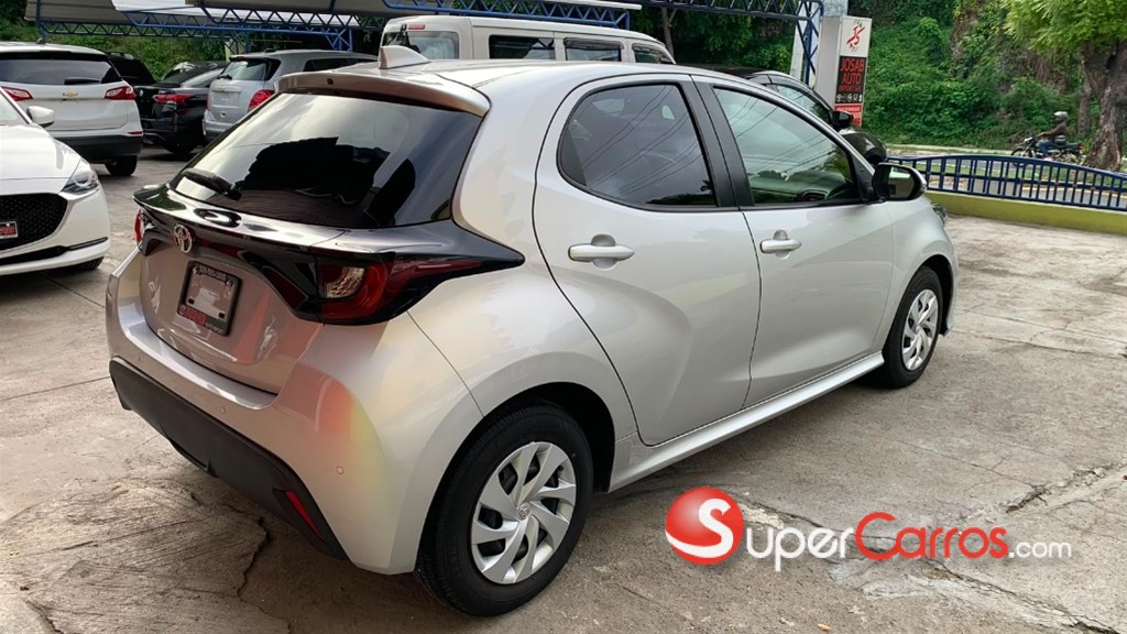2020 Toyota Yaris — foto 6 / 12