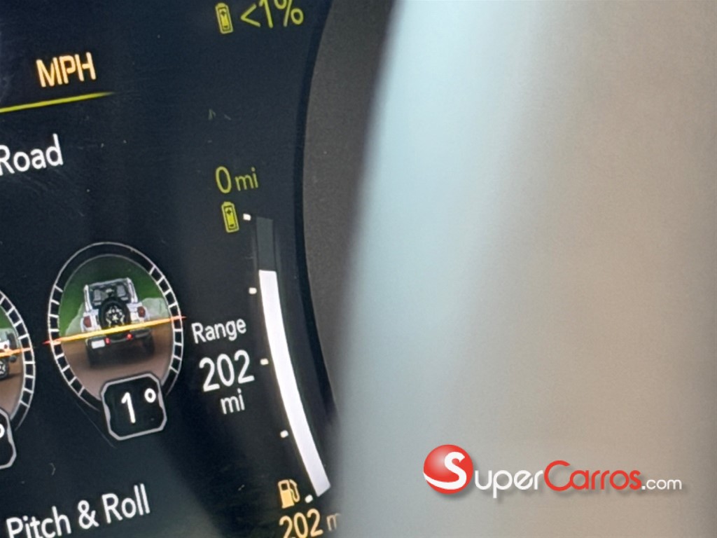 2025 Jeep Wrangler Sahara 4xe — foto 8 / 12