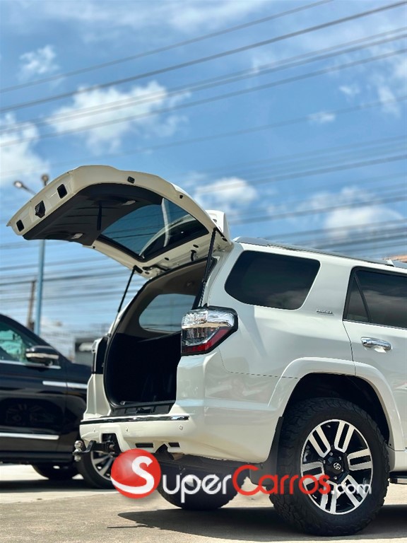 2021 Toyota 4 Runner Limited — foto 4 / 12