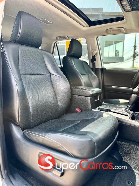 2021 Toyota 4 Runner Limited — foto 6 / 12
