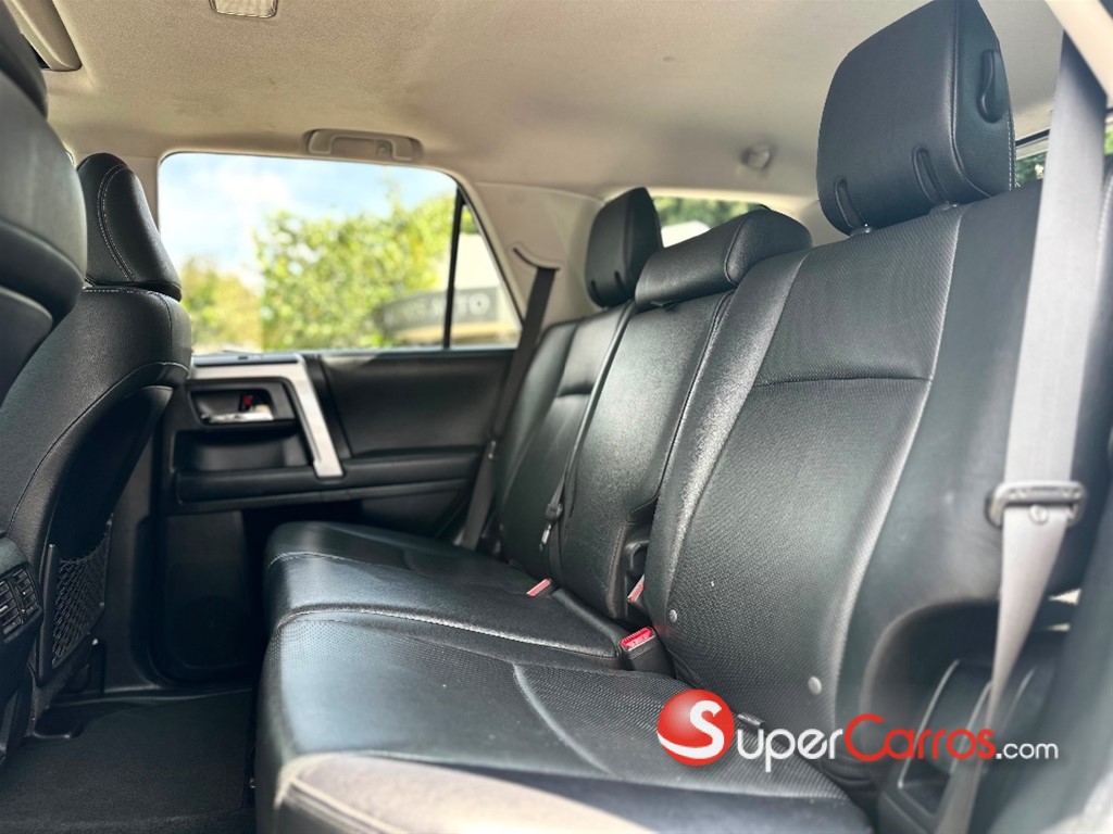 2021 Toyota 4 Runner Limited — foto 7 / 12