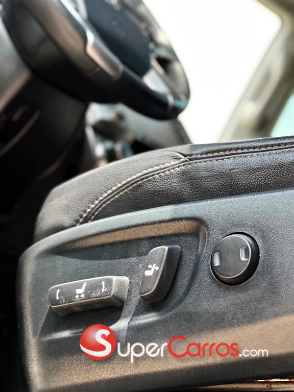 2021 Toyota 4 Runner Limited — foto 8 / 12