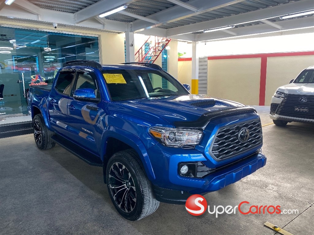 2018 Toyota Tacoma TRD SPORT