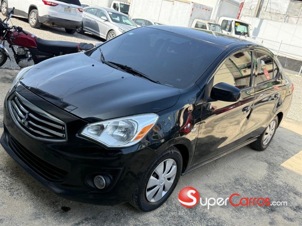 2019 Mitsubishi Motors Mirage ES — foto 2 / 8