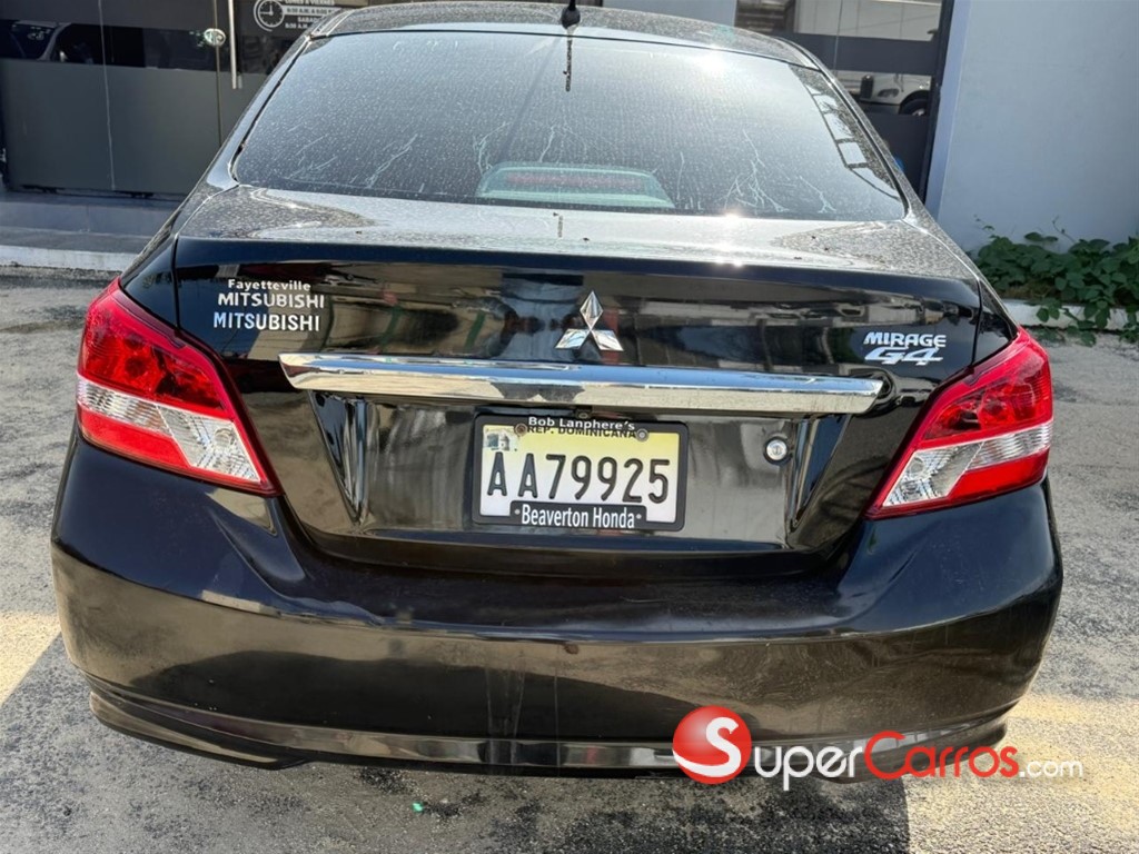 2019 Mitsubishi Motors Mirage ES — foto 5 / 8
